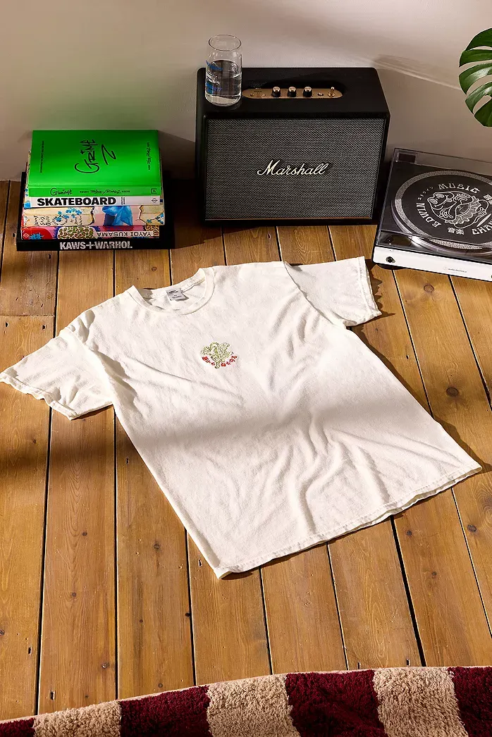 T-Shirt UO con Ricamo Tigre