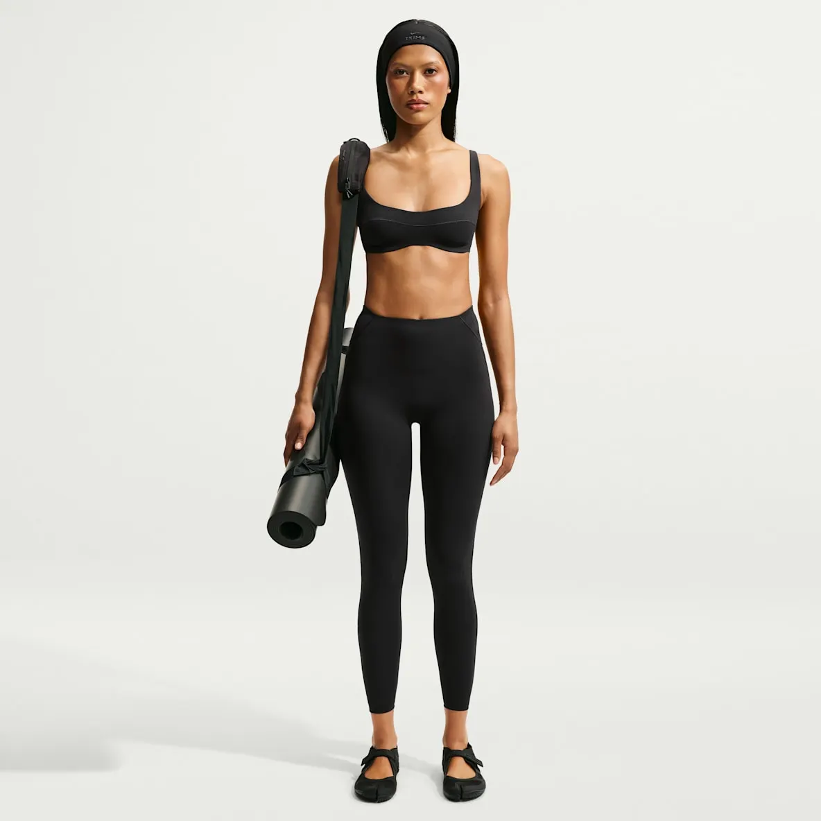 NikeSKIMS Studio Stretch