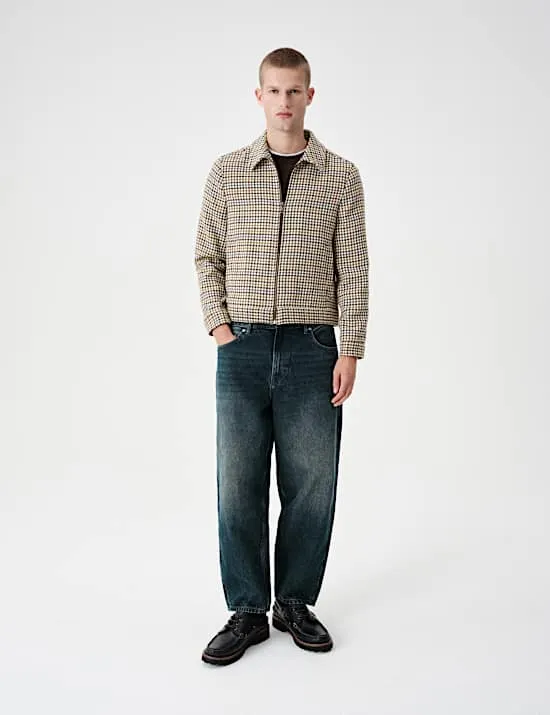Strukturierte kurze Jacke aus Wollmischgewebe