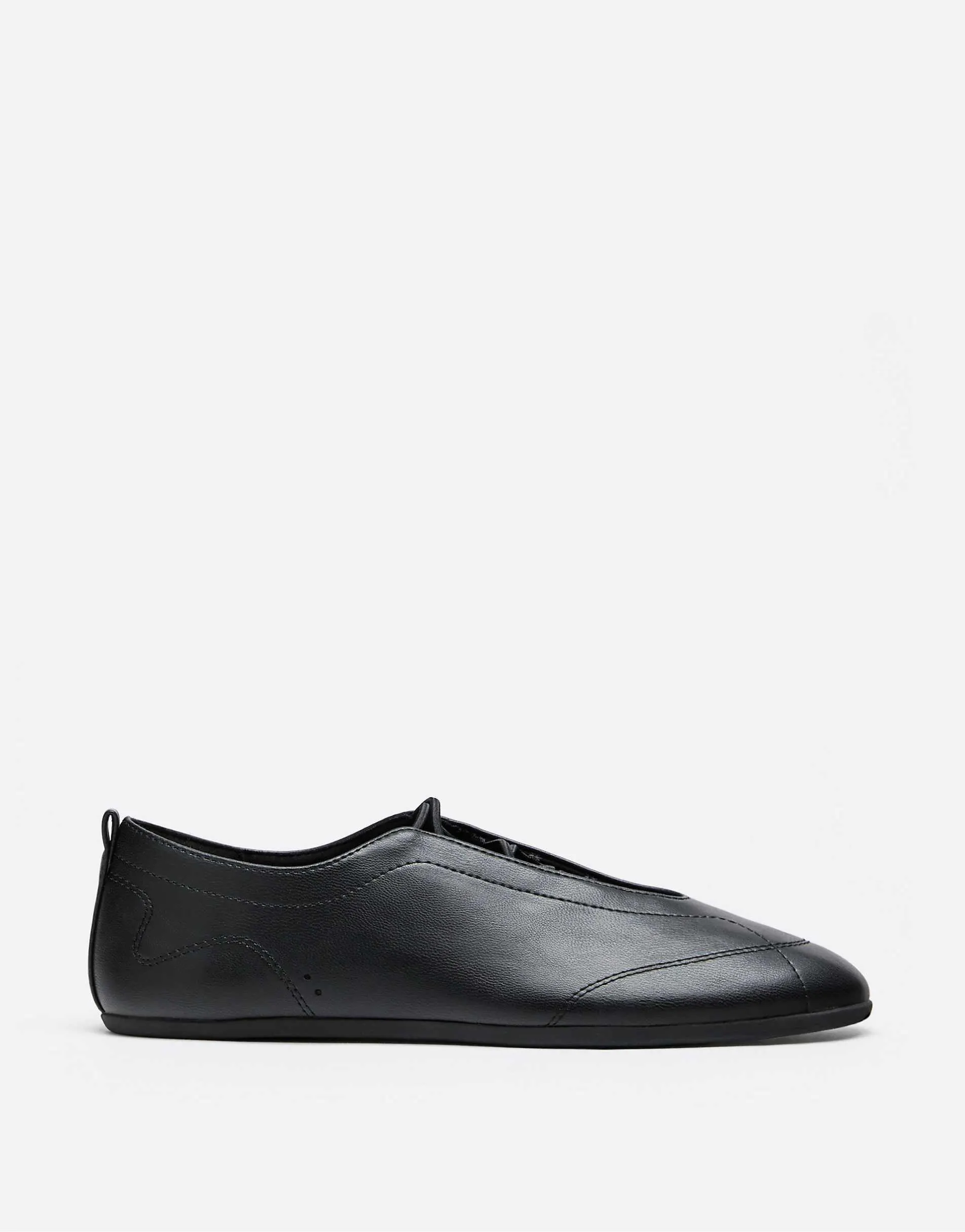 Stradivarius Elasticated criss-cross strap sneakerinas in black