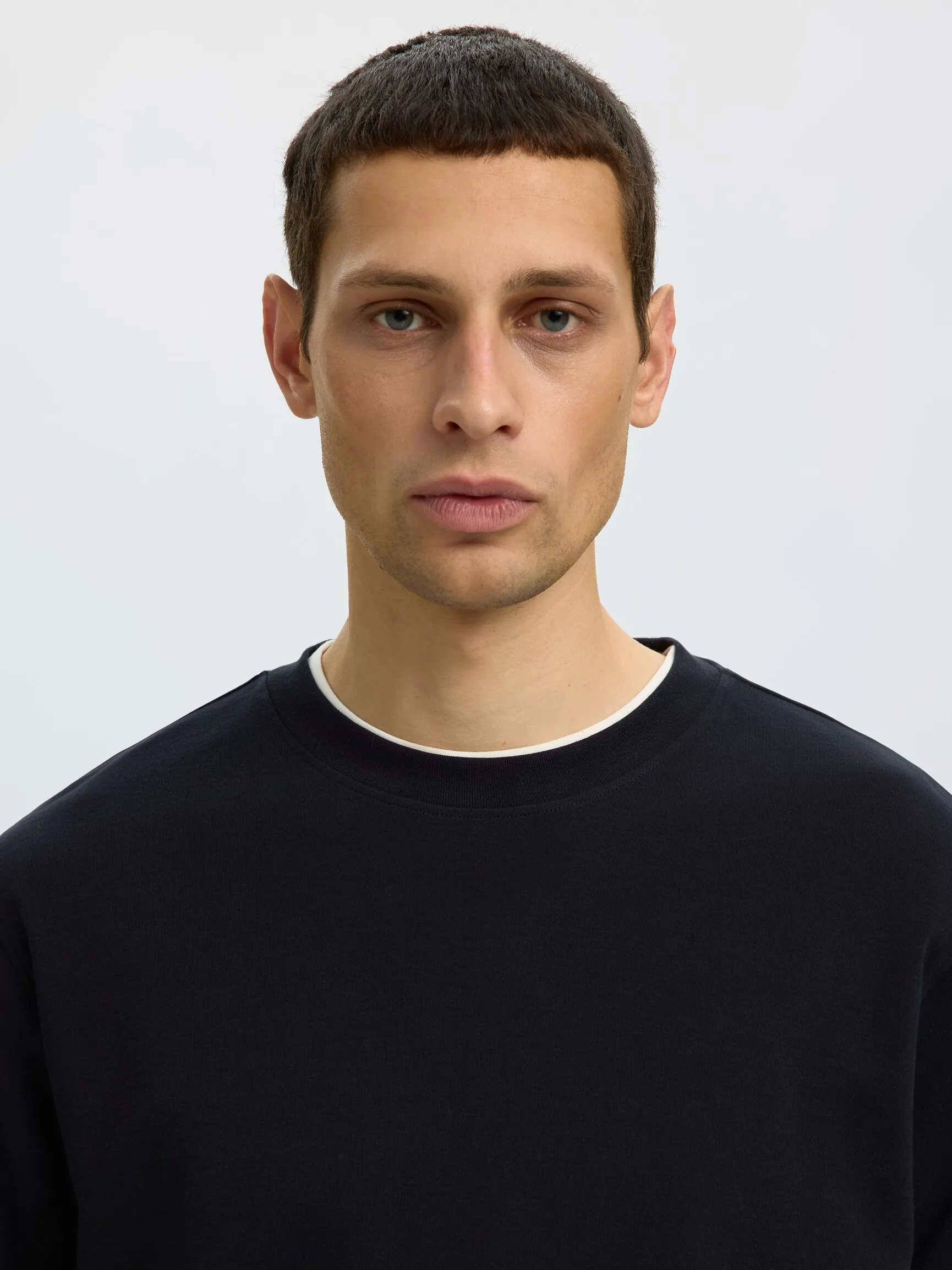 REGULAR FIT T-SKJORTE