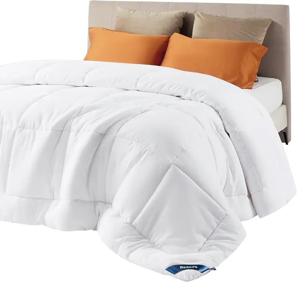 Bedsure Comforter Duvet Insert - Quilted Comforters Queen Size, All Season Duvet, Down Alternative Bedding, with 8 Tabs, Gifts for Women/Men, White, Queen 88 x 88 Inches
