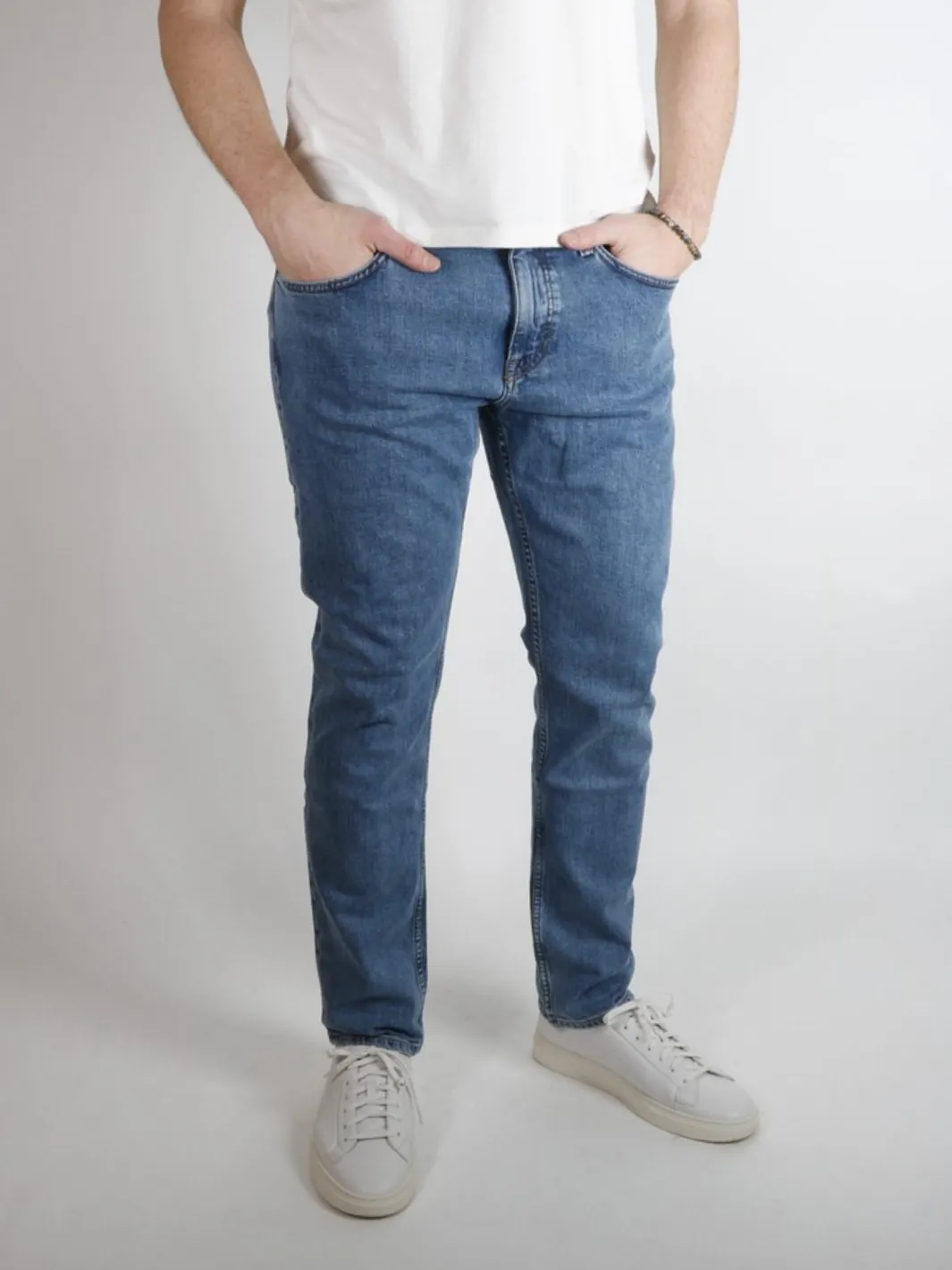 DELAWARE JEANS