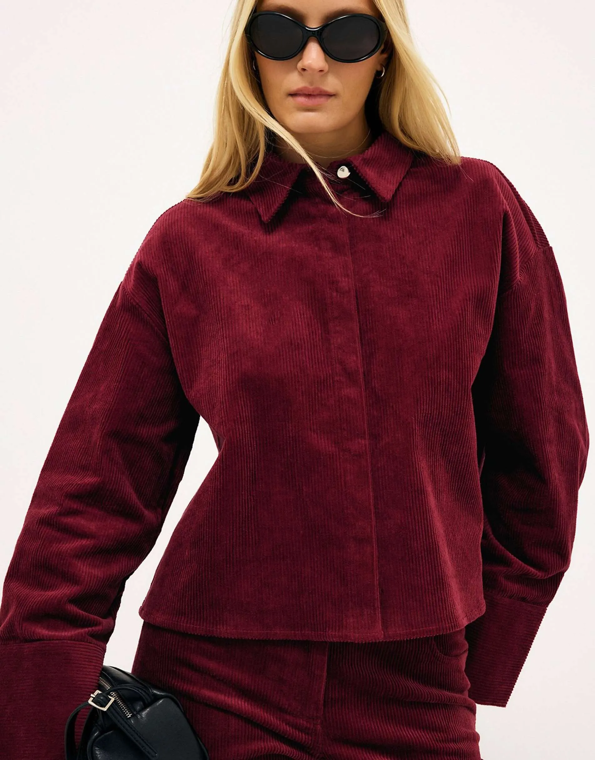 NA-KD Boxy corduroy shirt in burgundy