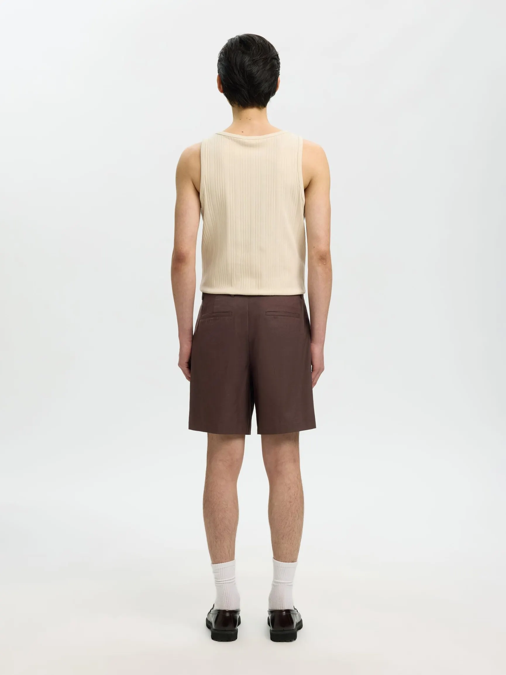REGULAR FIT SHORTS