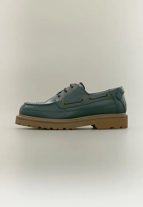 ARCHIVE LEATHER CLEAT BOAT SHOES - Båtsko - shadow pine
