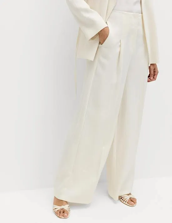 Hose mit einfacher Bundfalte, weitem Bein und Leinenanteil
