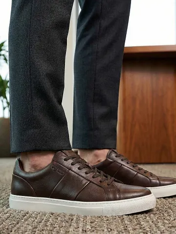 Cascais Leather Sneakers Brown