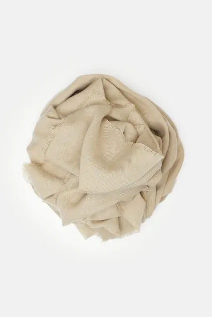 Sjaal effen met kleine franjes