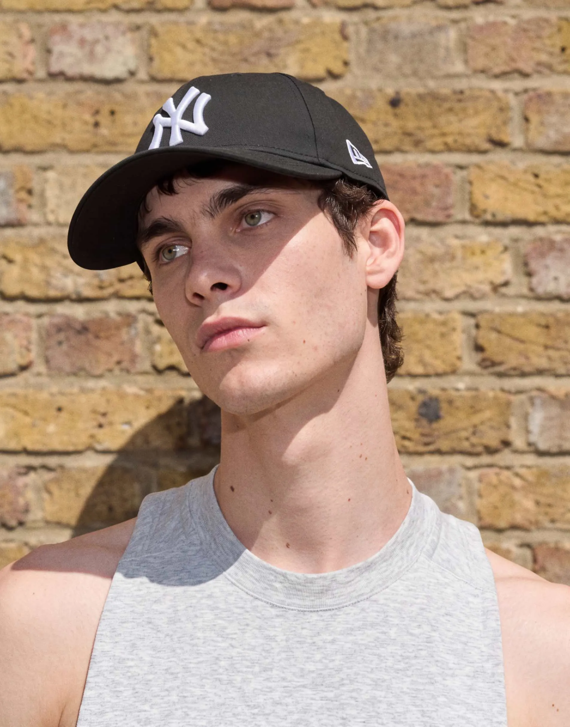 New Era NY Yankees 9forty cap in black