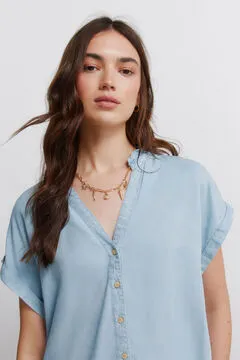 Blusa denim cuello mao
