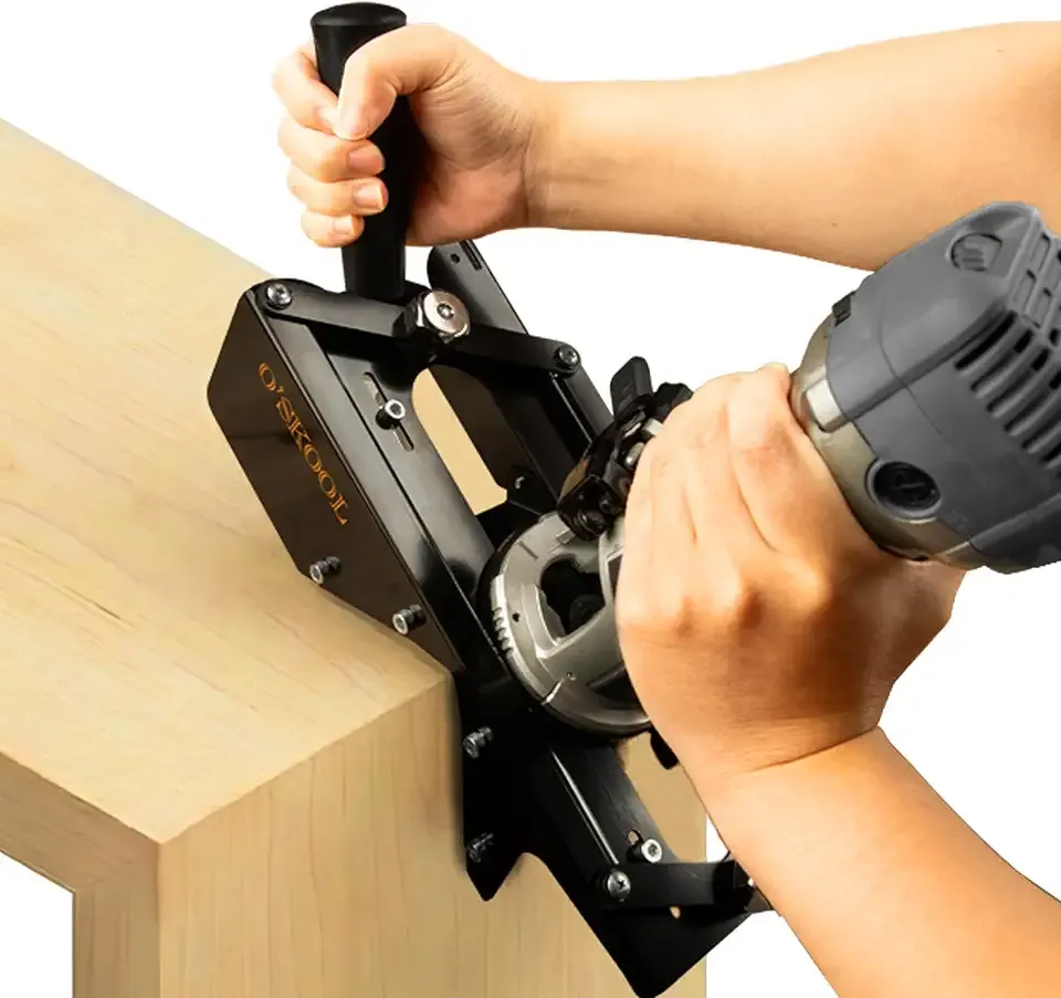 O'SKOOL Self-Centering Steel Spline Jig for Trim Routers – Woodworking Jig for Cutting Spline Joints on Large Furniture Corners, Boxes & Frames