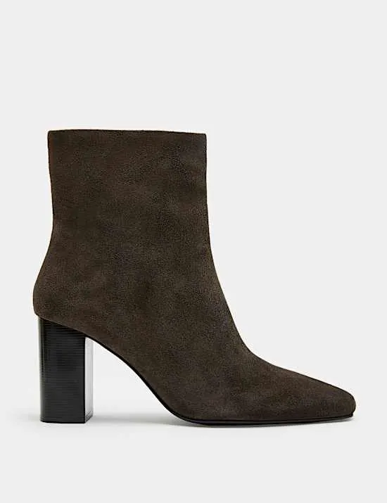 Wildleder-Stiefeletten mit eckiger Spitze und Blockabsatz