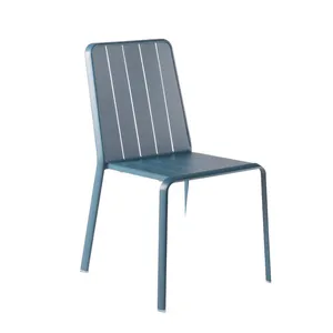 Sedia da giardino Idaho NATERIAL, struttura e seduta in alluminio blu