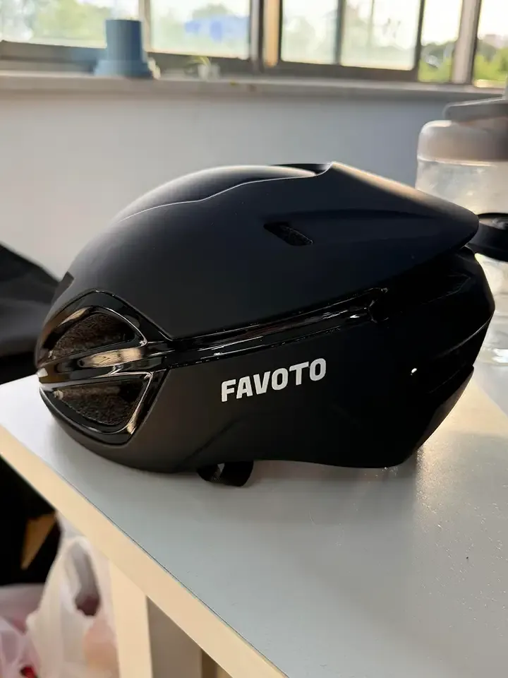 Favoto Adult Bike Helmet, Mountain Road Bicycle Helmet Lightweight for Men Women, Commuting Cycling Scooter, Black