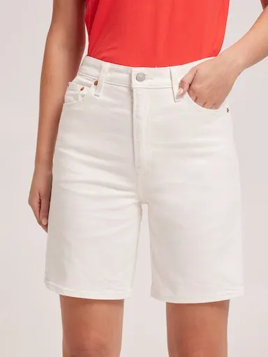 Levi's Ribcage Bermuda Short In Pisco Sour