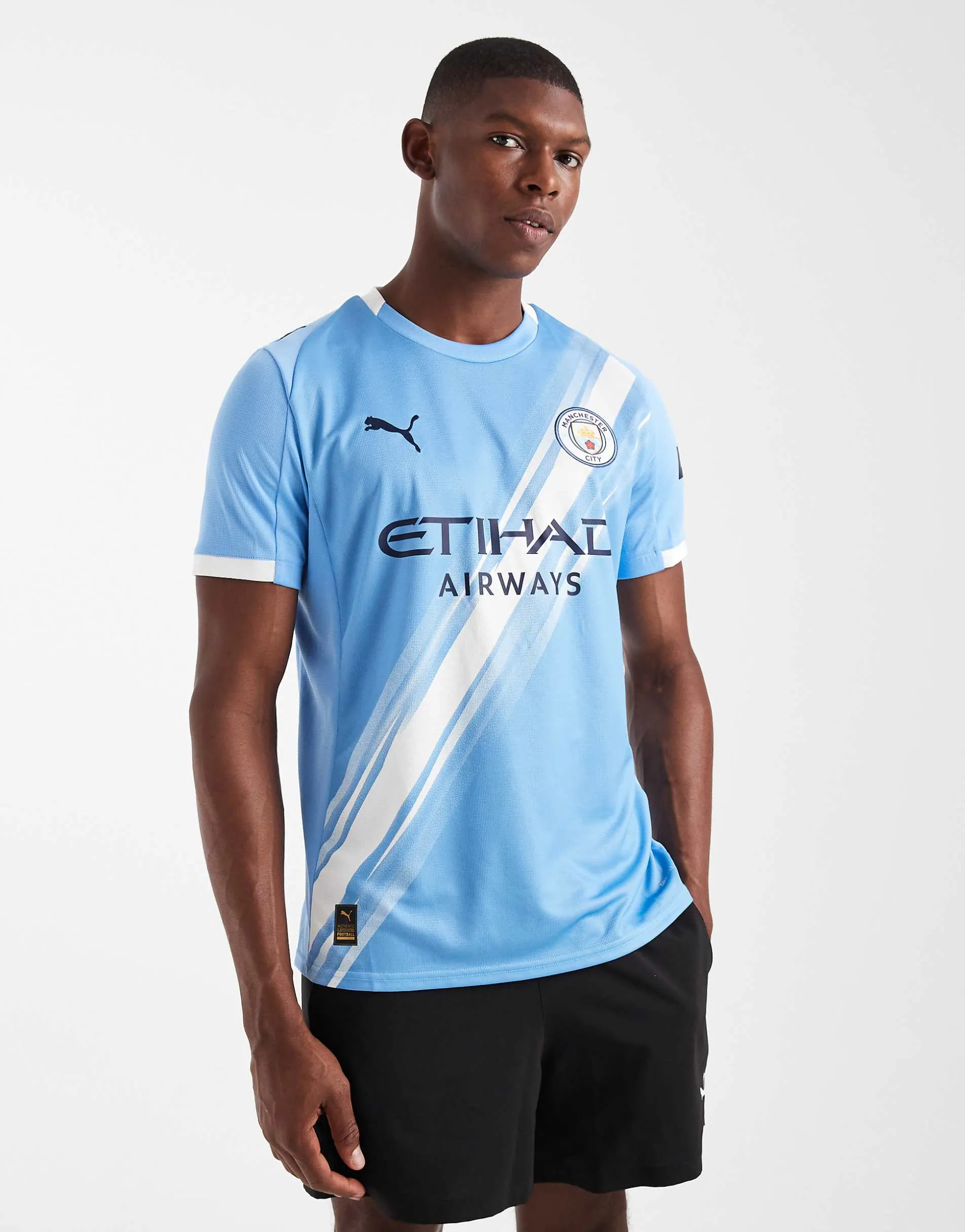 Puma Manchester City 25/26 home jersey in team light blue