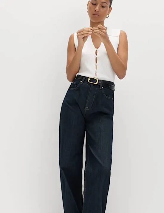 Ribbed Collared Slim Fit Knitted Top