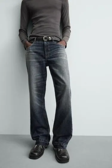 STRUCTURED bell bottom JEANS