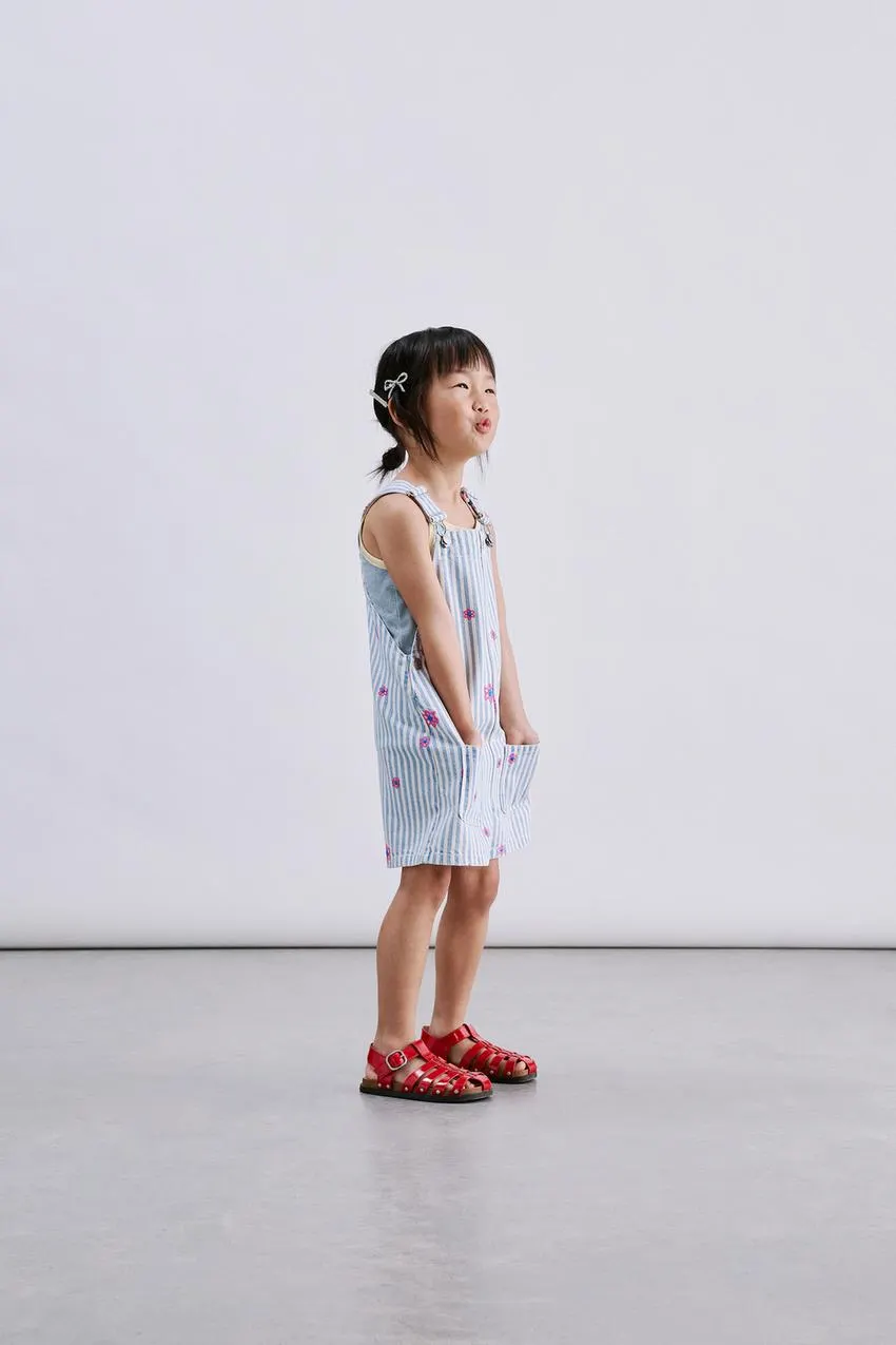 TWILL DUNGAREES WITH EMBROIDERED FLOWERS