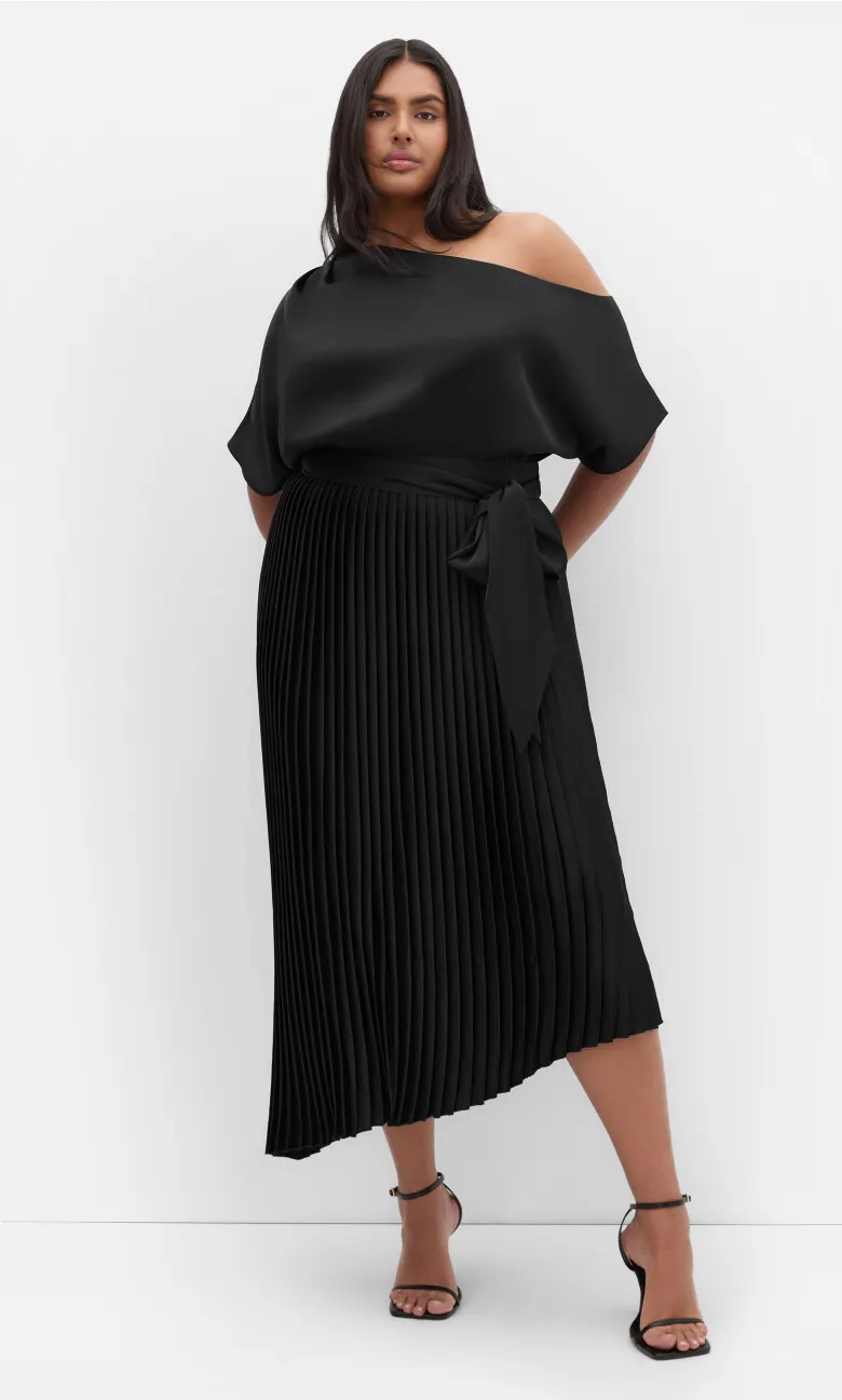 Payton Off Shoulder Pleat Midi Dress - black