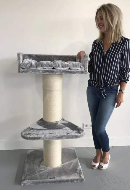 Maine Coon Lounge Light Grey