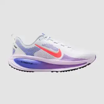 Nike Womens Vomero 18 Running Shoes
