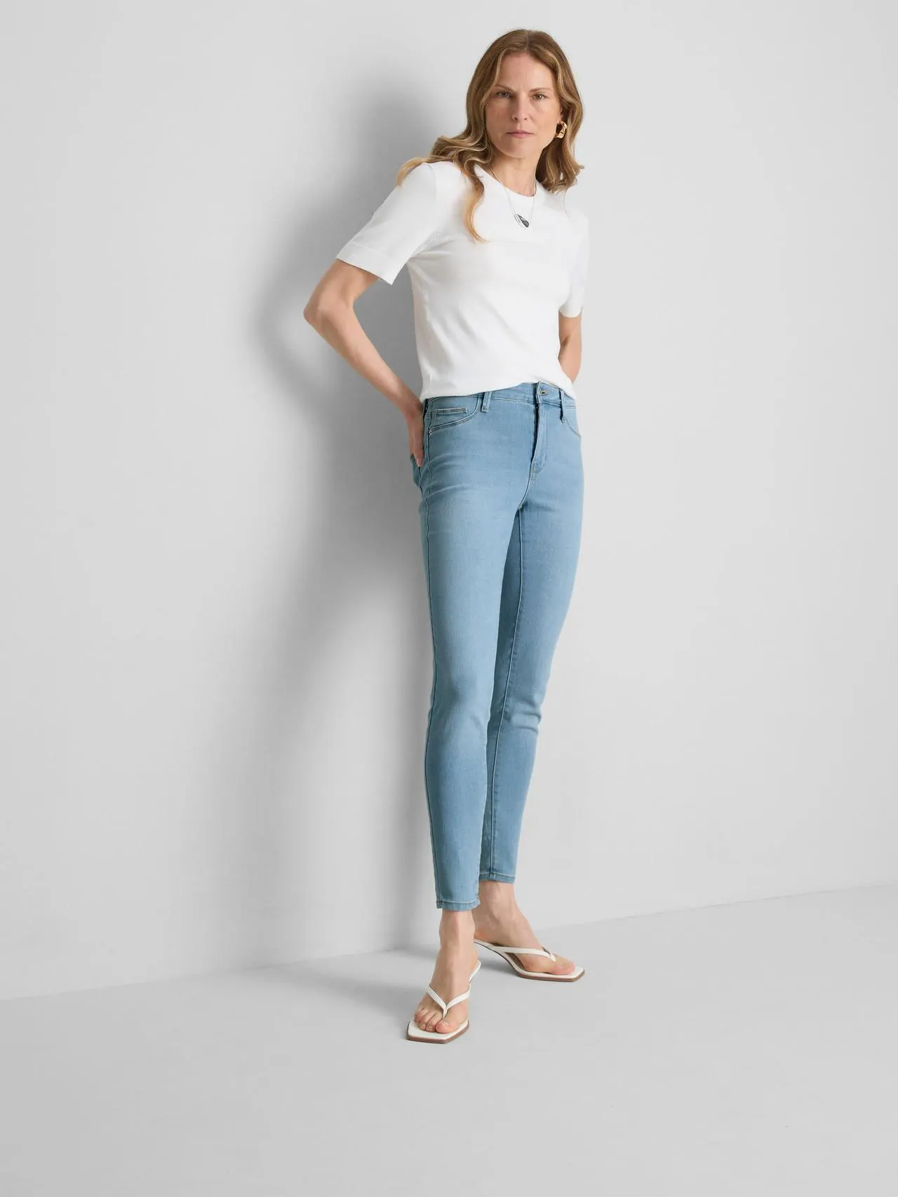 Jean skinny à taille mi-haute Essential | Regular