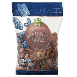 Almond, Dark Chocolate & Cashews Trail Mix, 15 oz