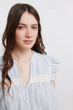 Blusa romántica pliegues