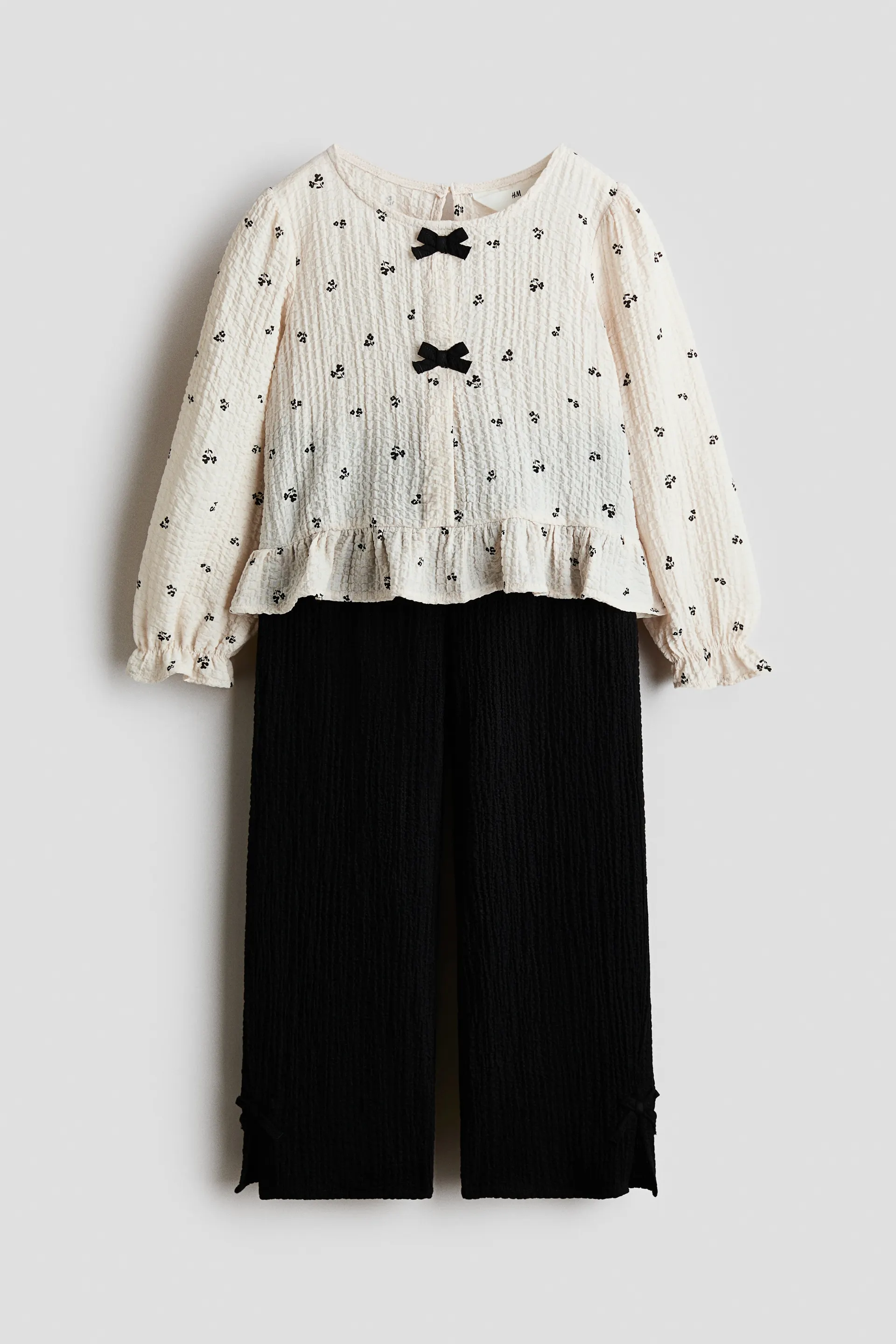 Conjunto de 2 piezas con detalle de moño