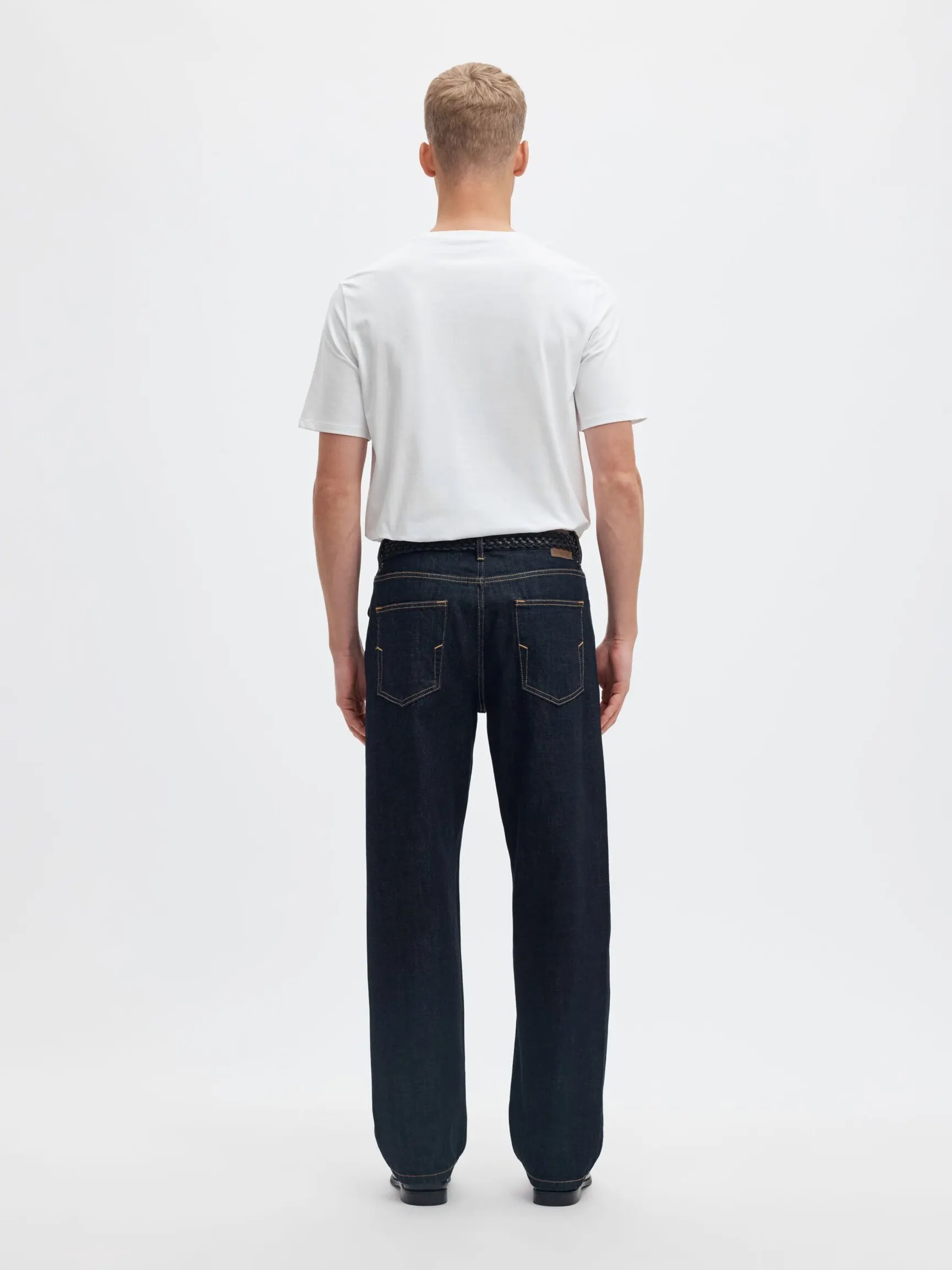 SLIM FIT KORTERMET CREW NECK-T-SKJORTE