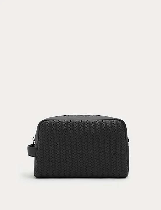 Kulturbeutel aus geflochtenem Leder