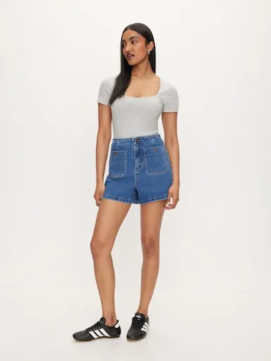 Square V-Neck Short Sleeve Tee