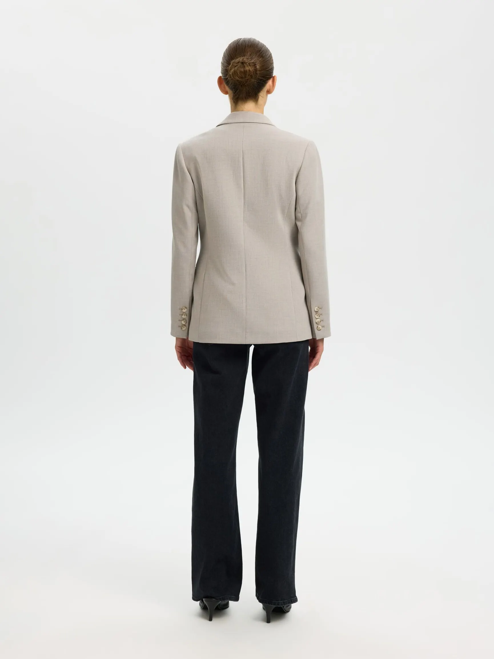 CLASSIC FIT BLAZER