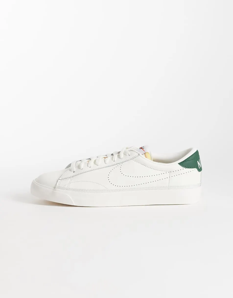 Nike Tennis Classic AC Smash trainers in off white and green
