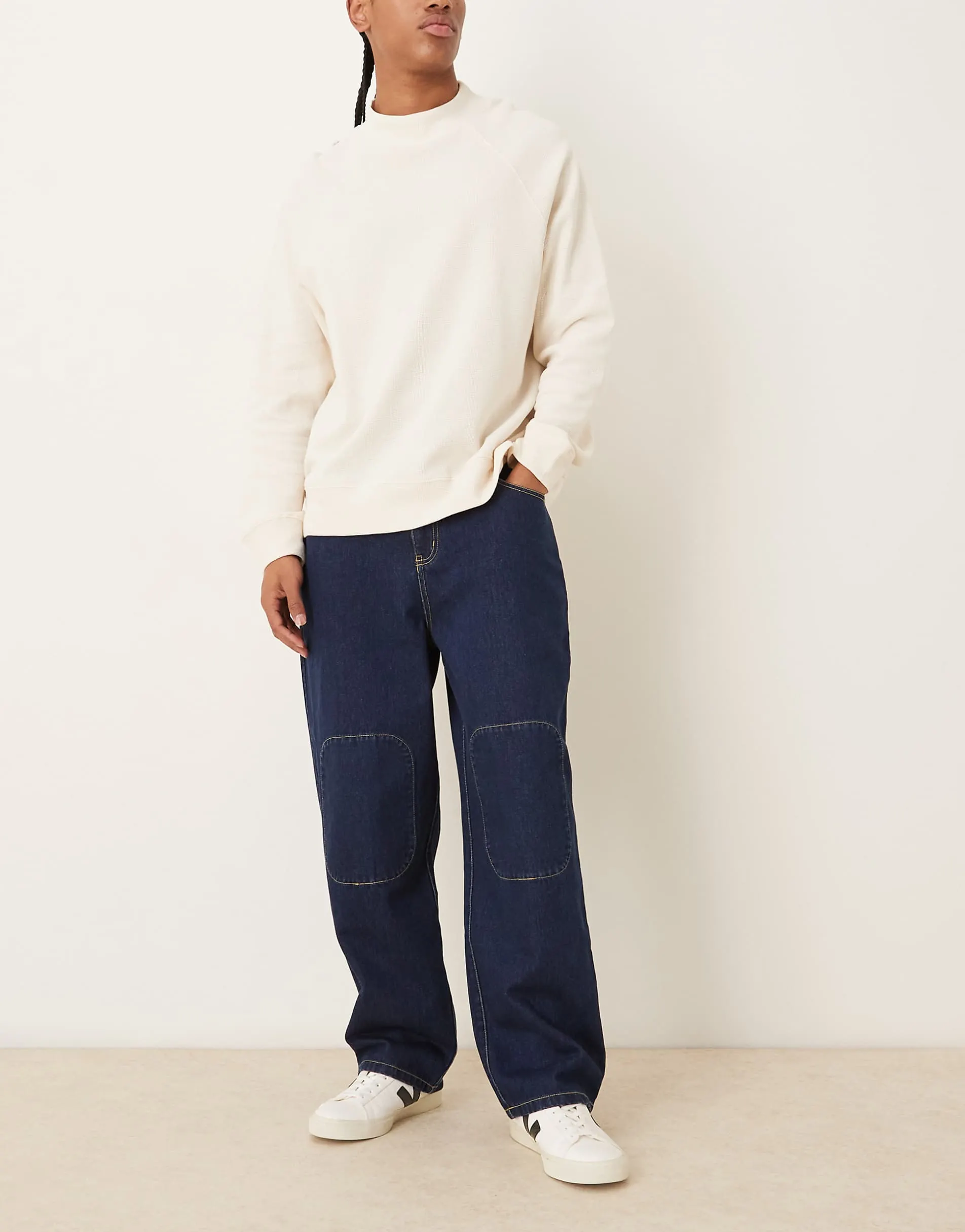 Farah Archive collection sambrano relaxed jeans in mid indigo