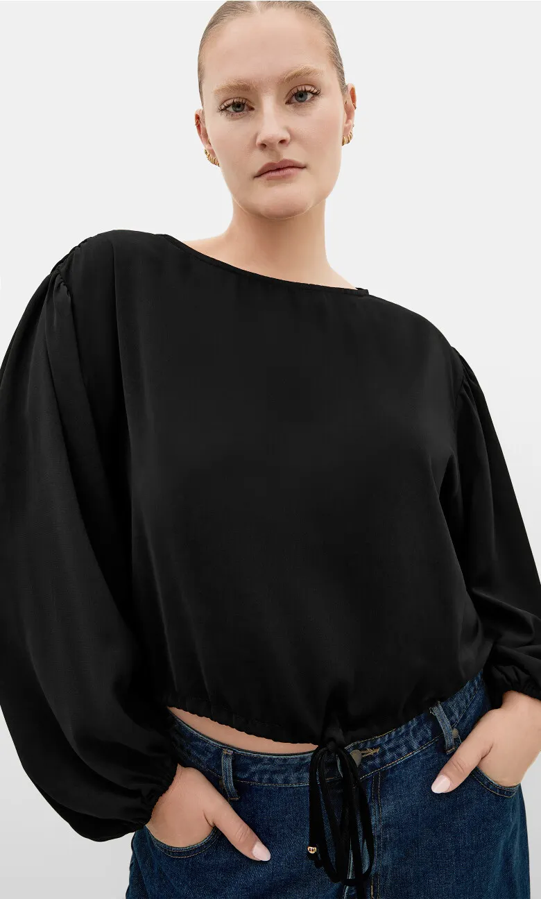 Elise Long Sleeve Hem Detail Top - black