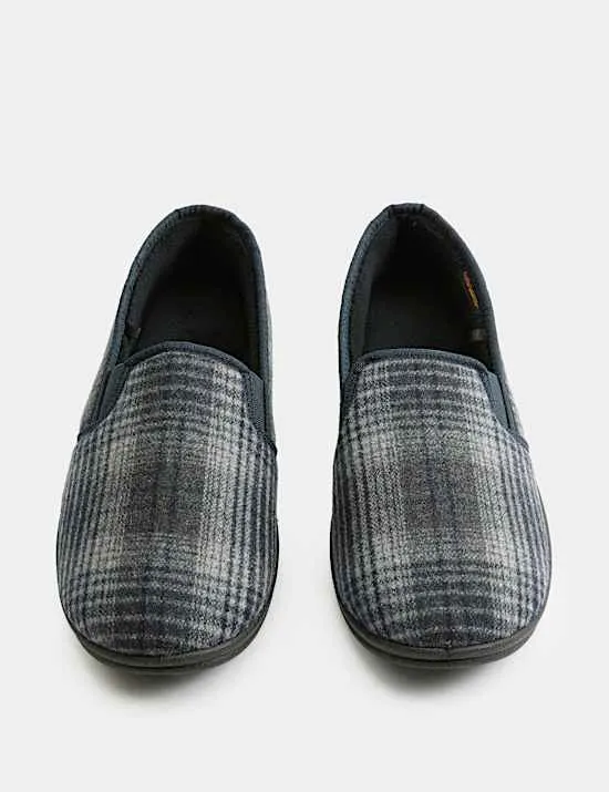 Fleece Lined Slippers with Freshfeet™