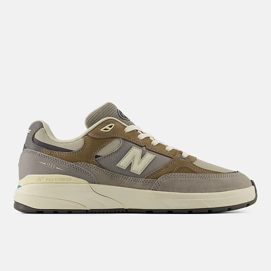 NB Numeric Andrew Reynolds 933