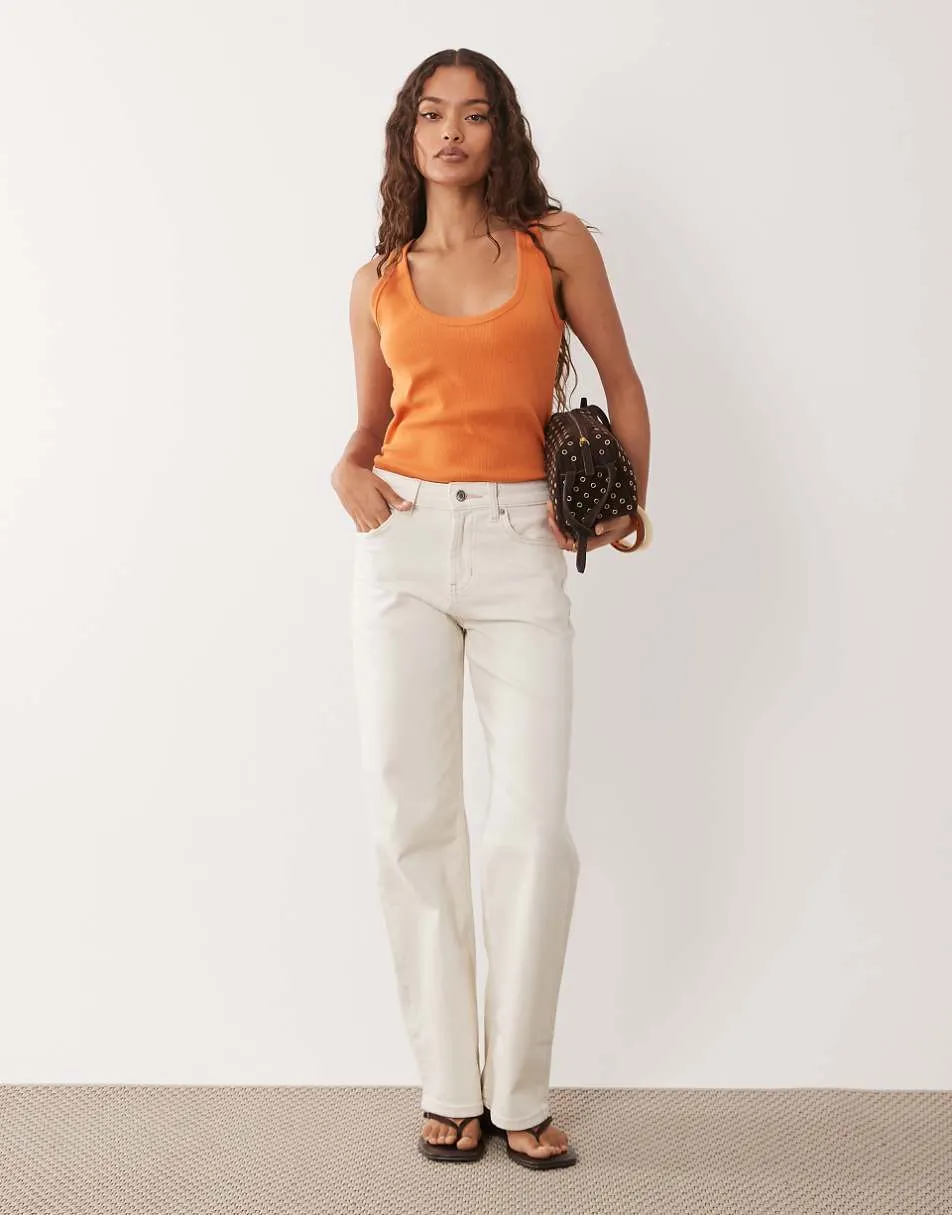 ASOS DESIGN Petite comfort stretch straight leg jean in white
