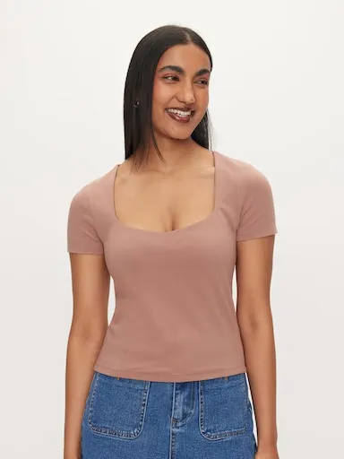 Square V-Neck Short Sleeve Tee