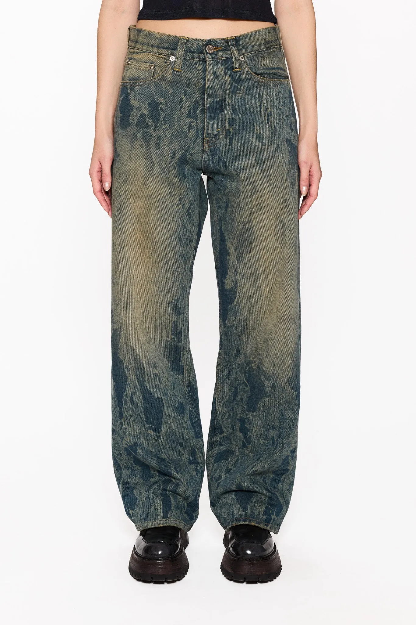 Loose-Fit Jeans