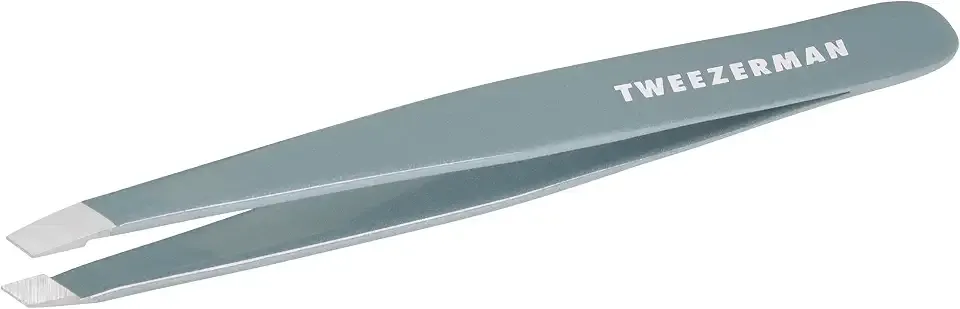 Tweezerman Exclusive Slant Tweezer – Tweezers for Eyebrows, Mist Blue