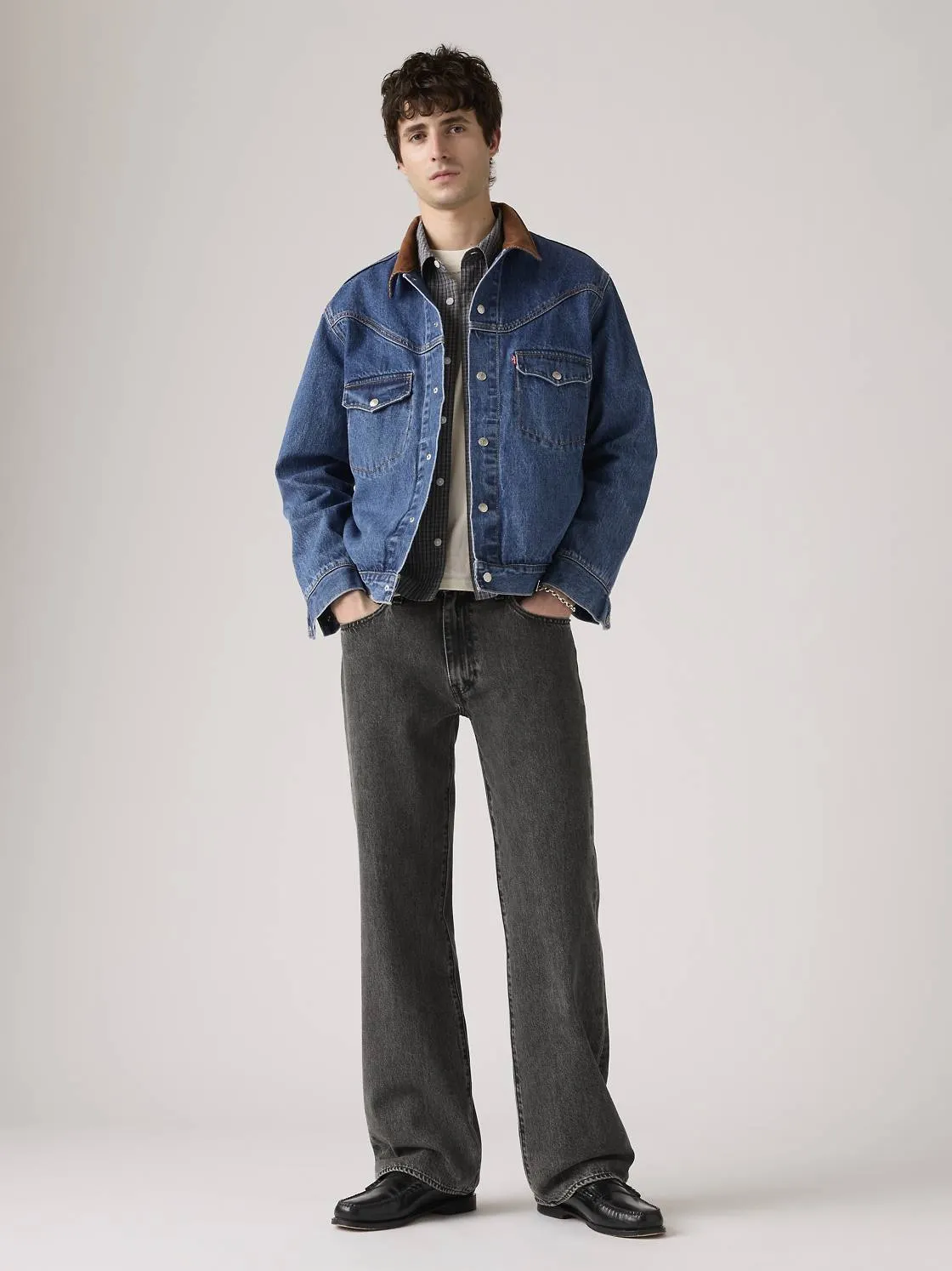 567™ Relaxed Flare Jeans