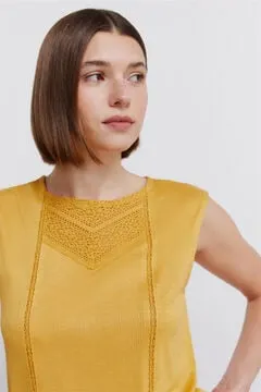 Camiseta sin mangas crochet