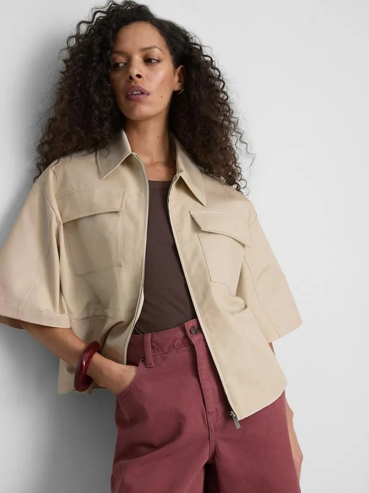 Veste-chemise cintrée à manches courtes