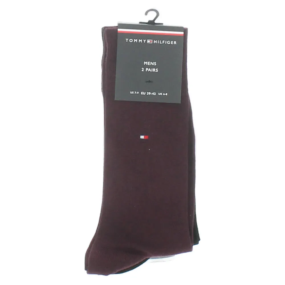 2 paar kousen 1 burgundy en 1 zwarte