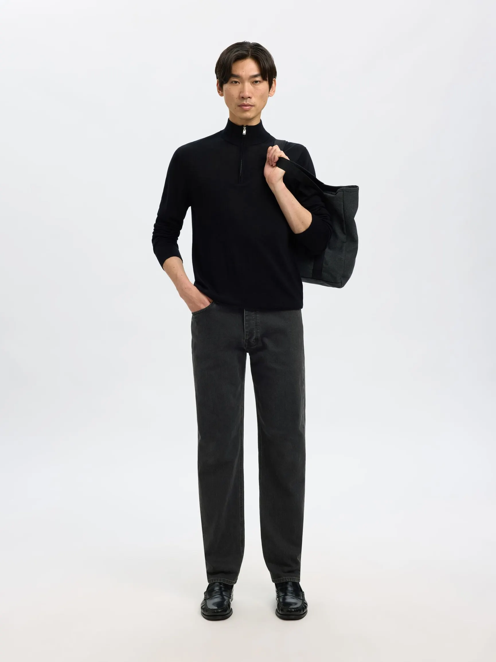 196 STRAIGHT FIT JEANS