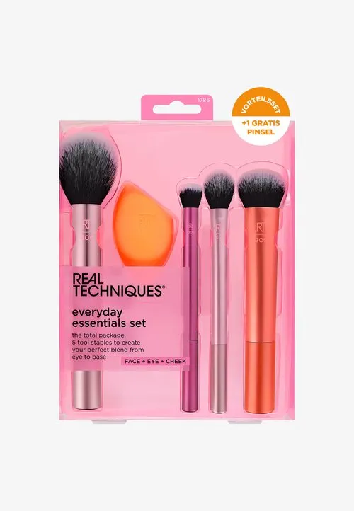 EVERYDAY ESSENTIALS SET - Make-up Brush Set